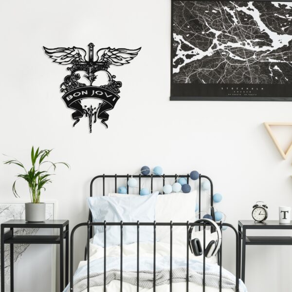 ICONIC ROCK ERA-INSPIRED METAL WALL ART