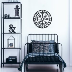 VEGVÍSIR "THE VIKING COMPASS" METAL WALL ART - Image 4